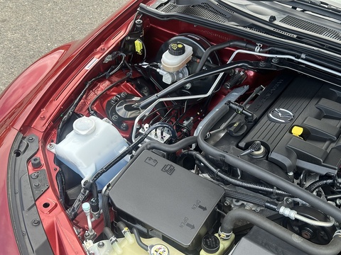 2.0i Sport Tech Roadster 2dr Petrol Manual Euro 5 (160 ps)