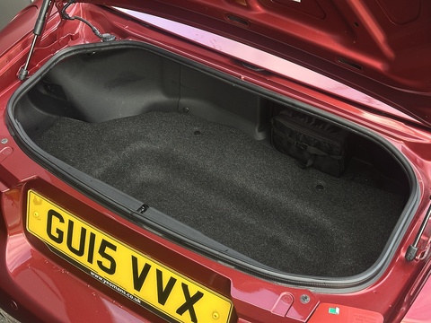 2.0i Sport Tech Roadster 2dr Petrol Manual Euro 5 (160 ps)