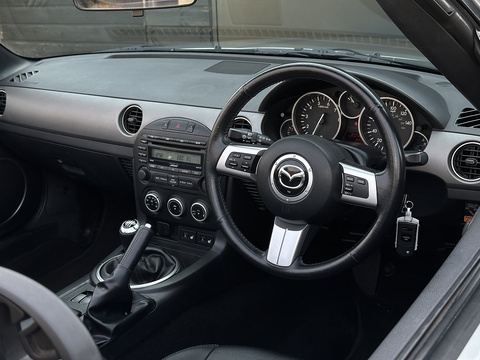 2.0i Sport Tech Roadster 2dr Petrol Manual Euro 5 (160 ps)