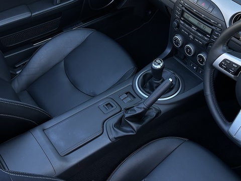 2.0i Sport Tech Roadster 2dr Petrol Manual Euro 5 (160 ps)