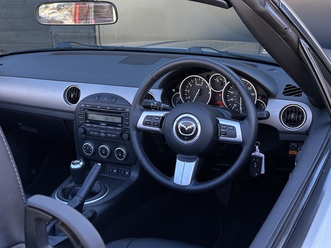 2.0i Sport Tech Roadster 2dr Petrol Manual Euro 5 (160 ps)