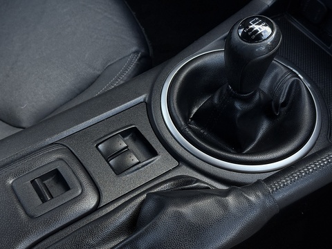 2.0i Sport Tech Roadster 2dr Petrol Manual Euro 5 (160 ps)