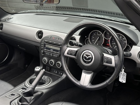 2.0i Sport Tech Convertible 2dr Petrol Manual Euro 4 (160 ps)