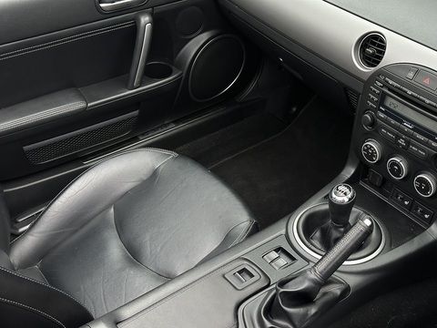 2.0i Sport Tech Convertible 2dr Petrol Manual Euro 4 (160 ps)