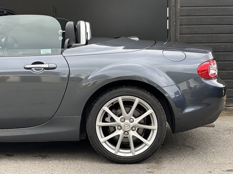 2.0i Sport Tech Convertible 2dr Petrol Manual Euro 4 (160 ps)
