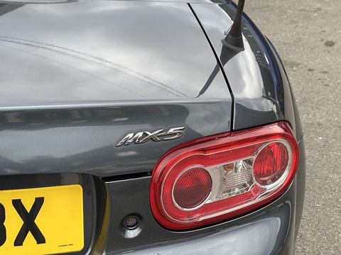 2.0i Sport Tech Convertible 2dr Petrol Manual Euro 4 (160 ps)