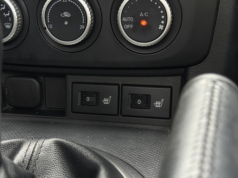 2.0i Sport Tech Roadster 2dr Petrol Manual Euro 5 (160 ps)
