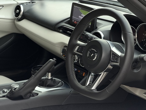 2.0 SKYACTIV-G Homura Convertible 2dr Petrol Manual Euro 6 (s/s) (184 ps)