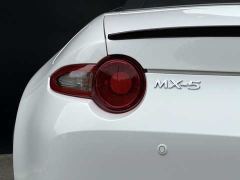 2.0 SKYACTIV-G Homura Convertible 2dr Petrol Manual Euro 6 (s/s) (184 ps)