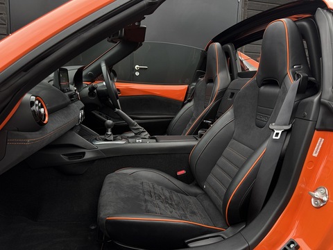 2.0 SKYACTIV-G 30th Anniversary Edition Convertible 2dr Petrol Manual Euro 6 (s/s) (184 ps)