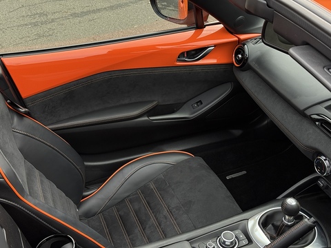 2.0 SKYACTIV-G 30th Anniversary Edition Convertible 2dr Petrol Manual Euro 6 (s/s) (184 ps)