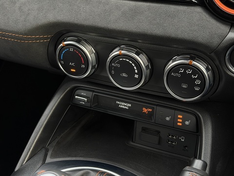 2.0 SKYACTIV-G 30th Anniversary Edition Convertible 2dr Petrol Manual Euro 6 (s/s) (184 ps)