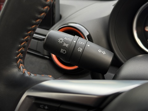 2.0 SKYACTIV-G 30th Anniversary Edition Convertible 2dr Petrol Manual Euro 6 (s/s) (184 ps)