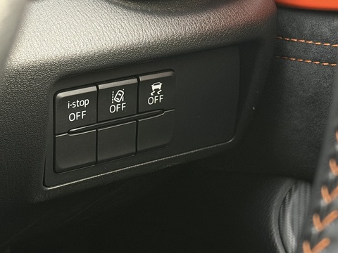 2.0 SKYACTIV-G 30th Anniversary Edition Convertible 2dr Petrol Manual Euro 6 (s/s) (184 ps)