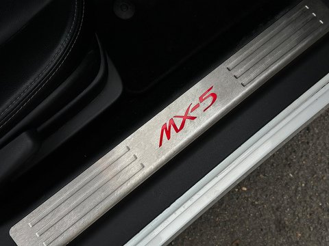 2.0i Sport Tech Roadster 2dr Petrol Manual Euro 5 (160 ps)