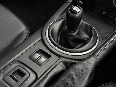 2.0i Sport Tech Convertible 2dr Petrol Manual Euro 5 (160 ps)