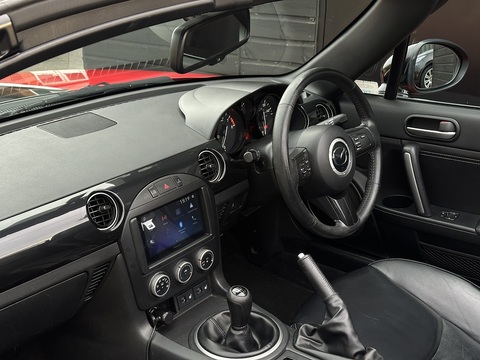 2.0i Sport Tech Convertible 2dr Petrol Manual Euro 5 (160 ps)