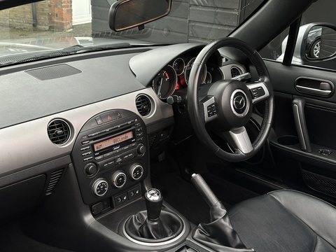 2.0i Sport Tech Convertible 2dr Petrol Manual Euro 4 (160 ps)