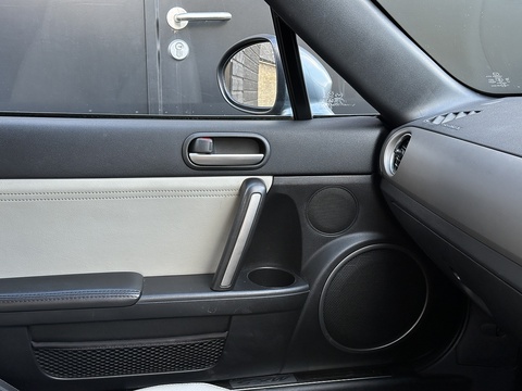 1.8i Kendo Convertible 2dr Petrol Manual Euro 5 (126 ps)