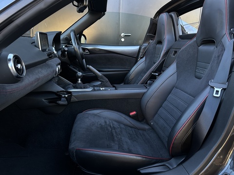 2.0 SKYACTIV-G Launch Edition Convertible 2dr Petrol Manual Euro 6 (160 ps)