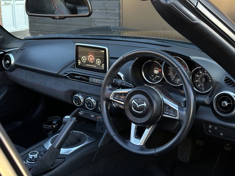 2.0 SKYACTIV-G Launch Edition Convertible 2dr Petrol Manual Euro 6 (160 ps)