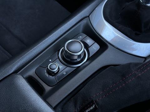 2.0 SKYACTIV-G Launch Edition Convertible 2dr Petrol Manual Euro 6 (160 ps)