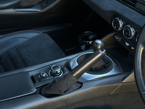 2.0 SKYACTIV-G Launch Edition Convertible 2dr Petrol Manual Euro 6 (160 ps)