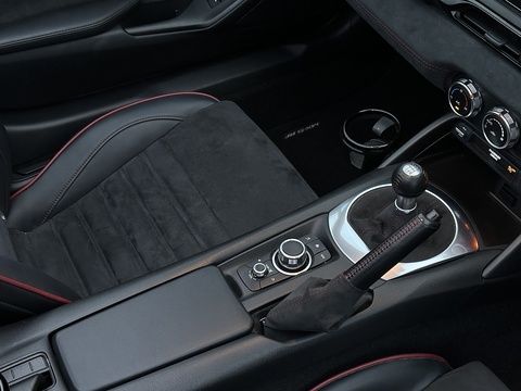 2.0 SKYACTIV-G Launch Edition Convertible 2dr Petrol Manual Euro 6 (160 ps)