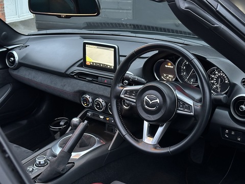 2.0 SKYACTIV-G Launch Edition Convertible 2dr Petrol Manual Euro 6 (160 ps)