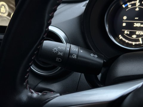 2.0 SKYACTIV-G Launch Edition Convertible 2dr Petrol Manual Euro 6 (160 ps)