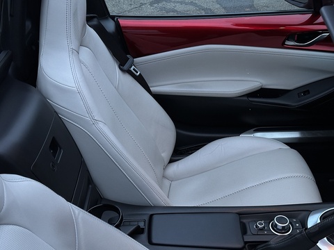 2.0 SKYACTIV-G GT Sport Tech Convertible 2dr Petrol Manual Euro 6 (s/s) (184 ps)