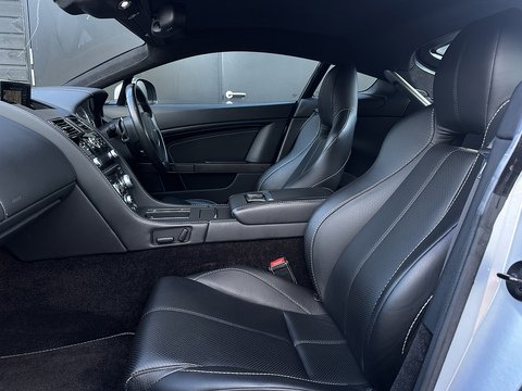 V8 4.7 3dr Hatchback Automatic Petrol