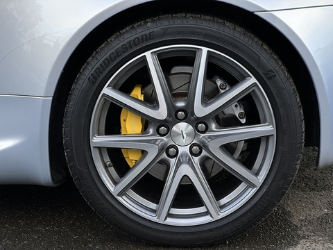 V8 4.7 3dr Hatchback Automatic Petrol