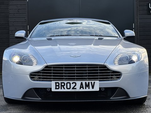 V8 4.7 3dr Hatchback Automatic Petrol