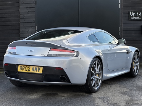 V8 4.7 3dr Hatchback Automatic Petrol