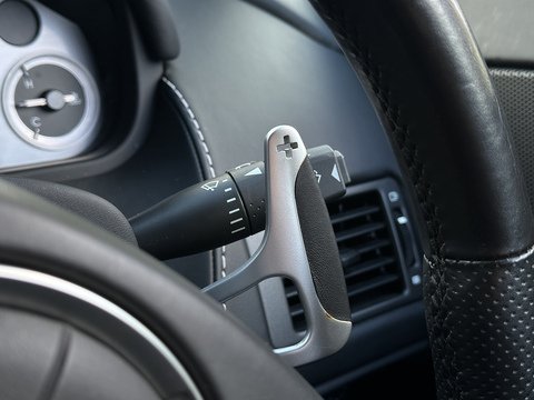 V8 4.7 3dr Hatchback Automatic Petrol