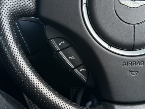 V8 4.7 3dr Hatchback Automatic Petrol