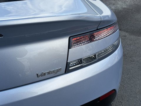 V8 4.7 3dr Hatchback Automatic Petrol