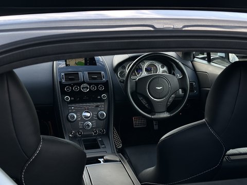 V8 4.7 3dr Hatchback Automatic Petrol