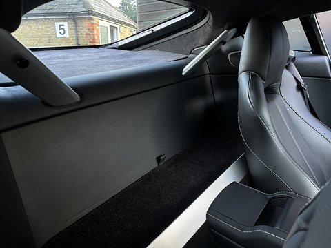 V8 4.7 3dr Hatchback Automatic Petrol