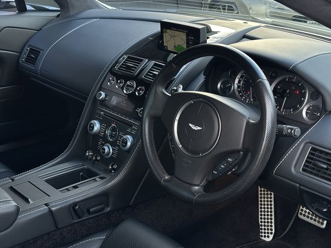 V8 4.7 3dr Hatchback Automatic Petrol