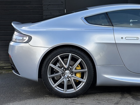 V8 4.7 3dr Hatchback Automatic Petrol