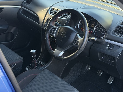 1.6 Sport Hatchback 5dr Petrol Manual Euro 6 (SNav) (136 ps)