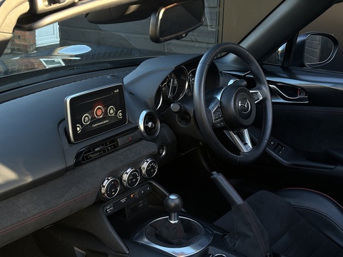 2.0 SKYACTIV-G Launch Edition Convertible 2dr Petrol Manual Euro 6 (160 ps)