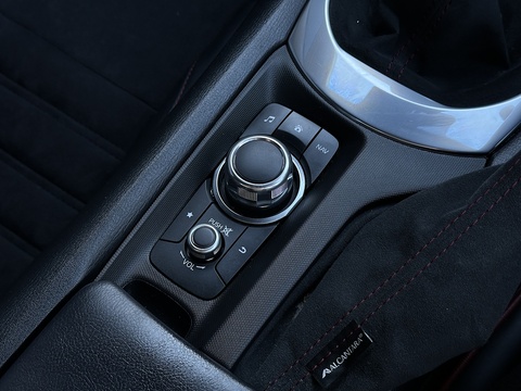 2.0 SKYACTIV-G Launch Edition Convertible 2dr Petrol Manual Euro 6 (160 ps)