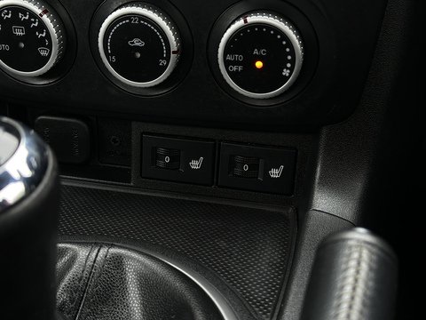 2.0i Sport Black Roadster 2dr Petrol Manual Euro 5 (160 ps)