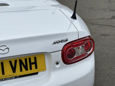 2.0i Sport Black Roadster 2dr Petrol Manual Euro 5 (160 ps)