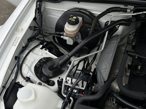 2.0i Sport Black Roadster 2dr Petrol Manual Euro 5 (160 ps)