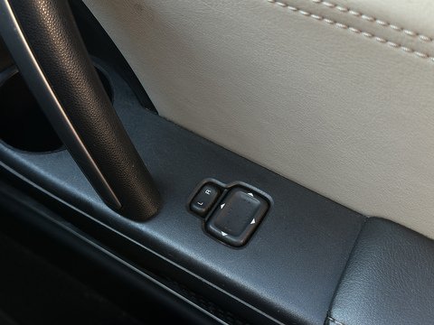 2.0i Sport Venture Roadster 2dr Petrol Manual Euro 5 (160 ps)