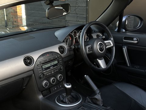 I Sport Tech 2.0 2dr Convertible Manual Petrol